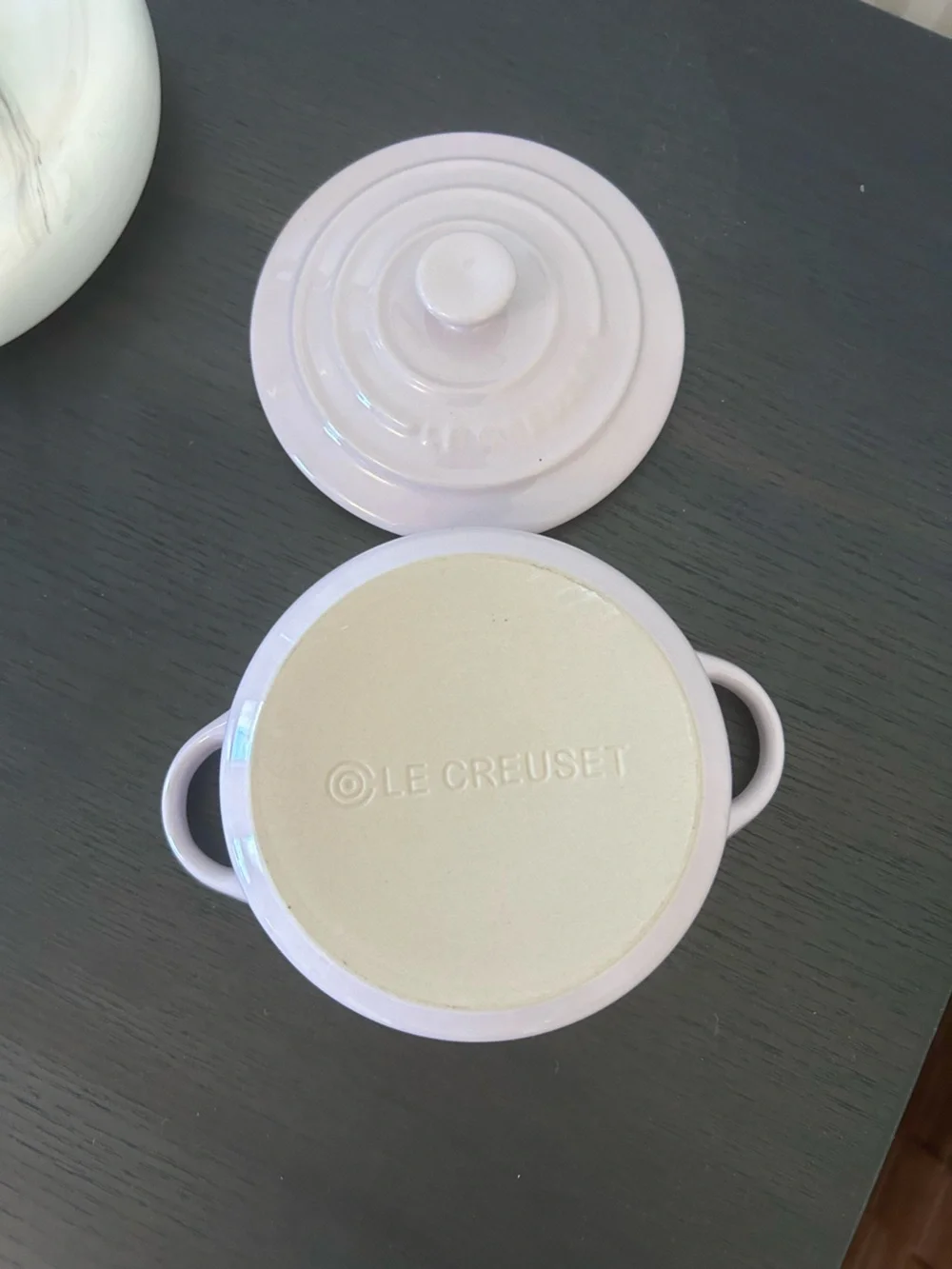 Le Creuset Stoneware Mini Round Cocotte 8oz Lavender Purple NEW